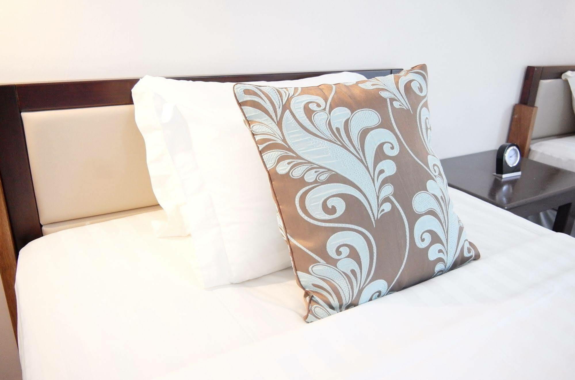 Luganvilla Business Hotel And Restaurant Luganville Luaran gambar